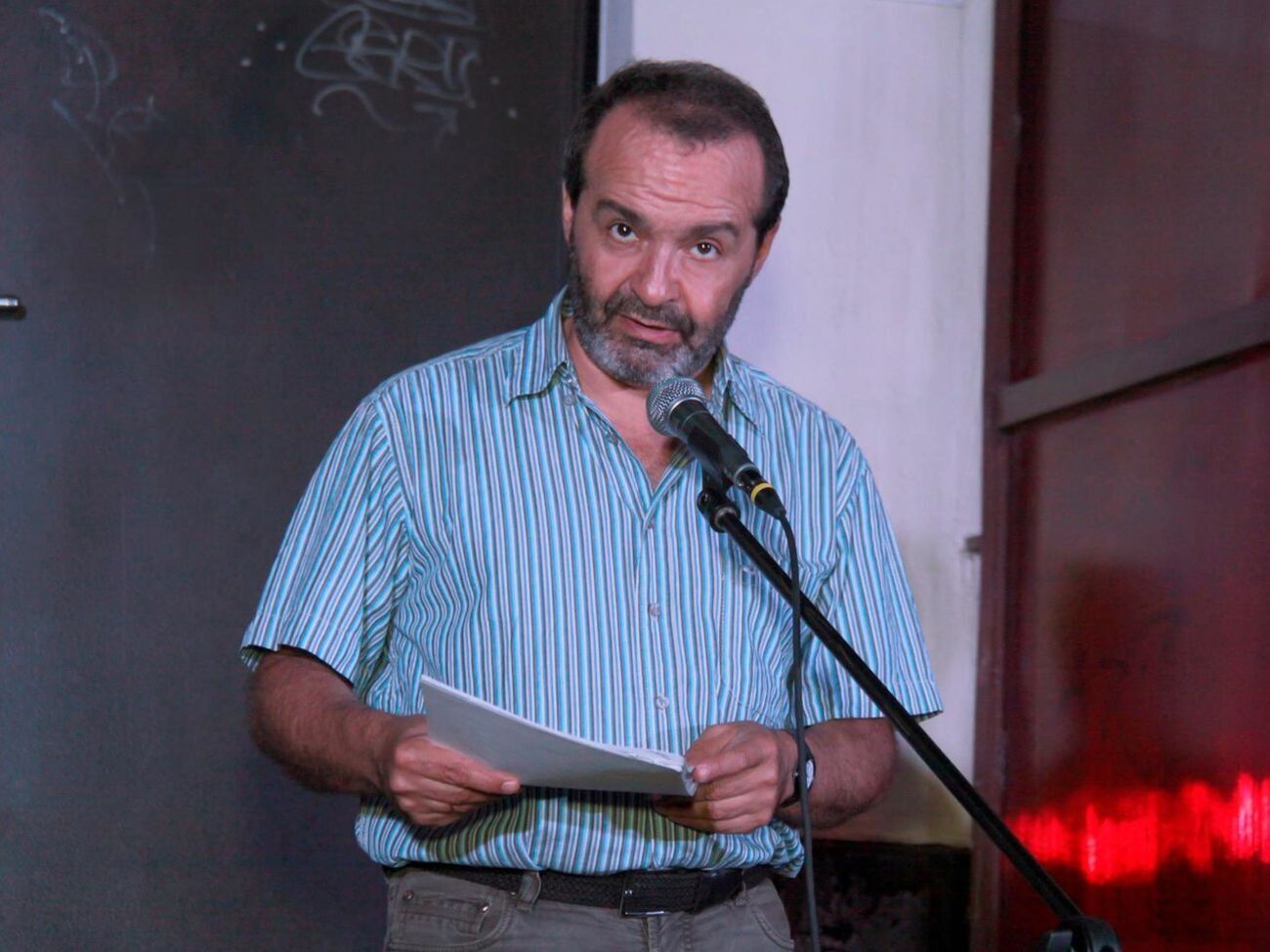 Єфремов – людина, винна у загибелі людини. Не знає, як йому тепер жити з тягарем провини. Це почуття провини і виявляє людську душу