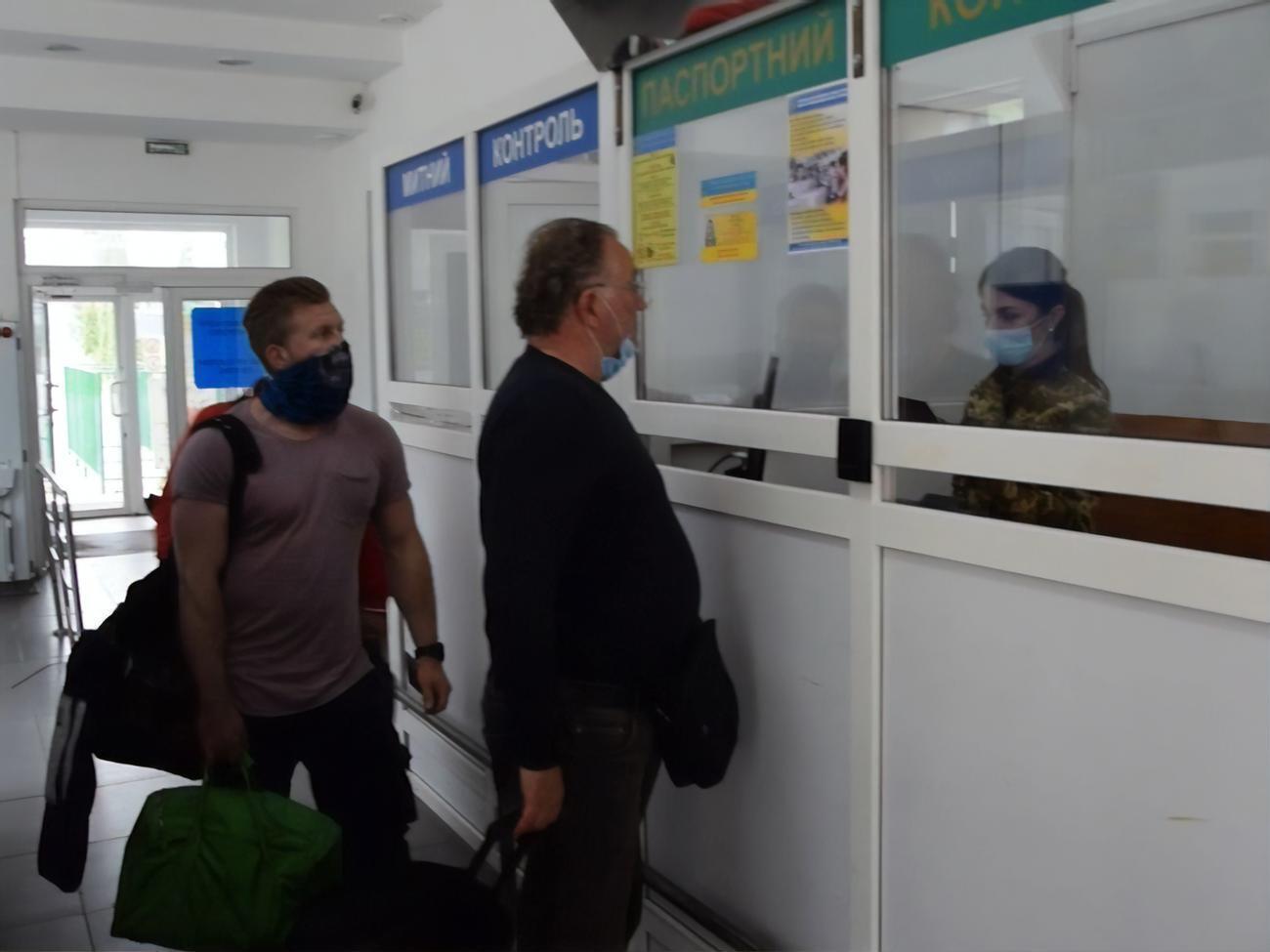 ГПСУ: Со стороны украинской власти нет ограничений, связанных с карантином, для граждан, которые следуют в Польшу