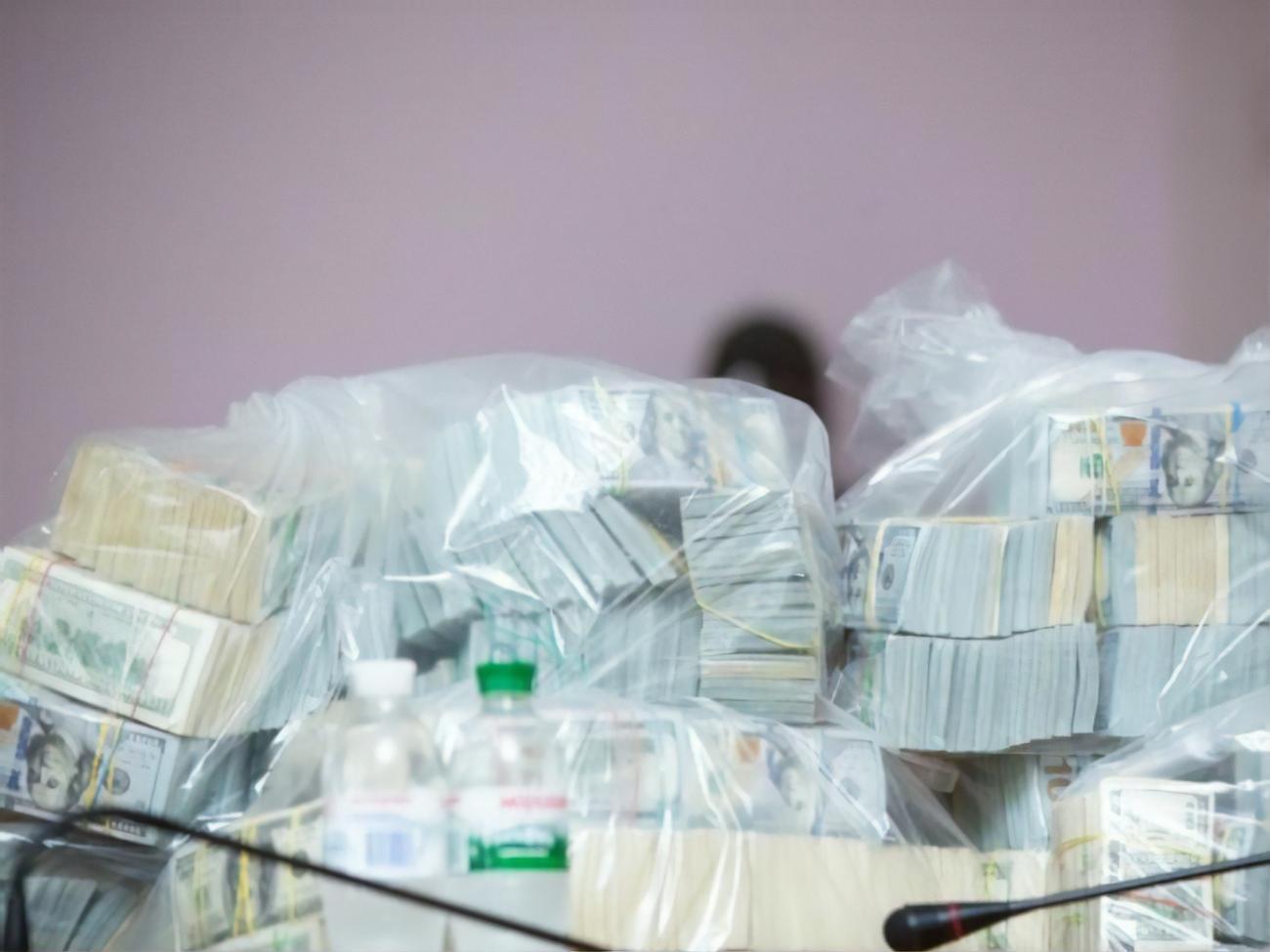 $6 млн предназначались руководителям САП и НАБУ