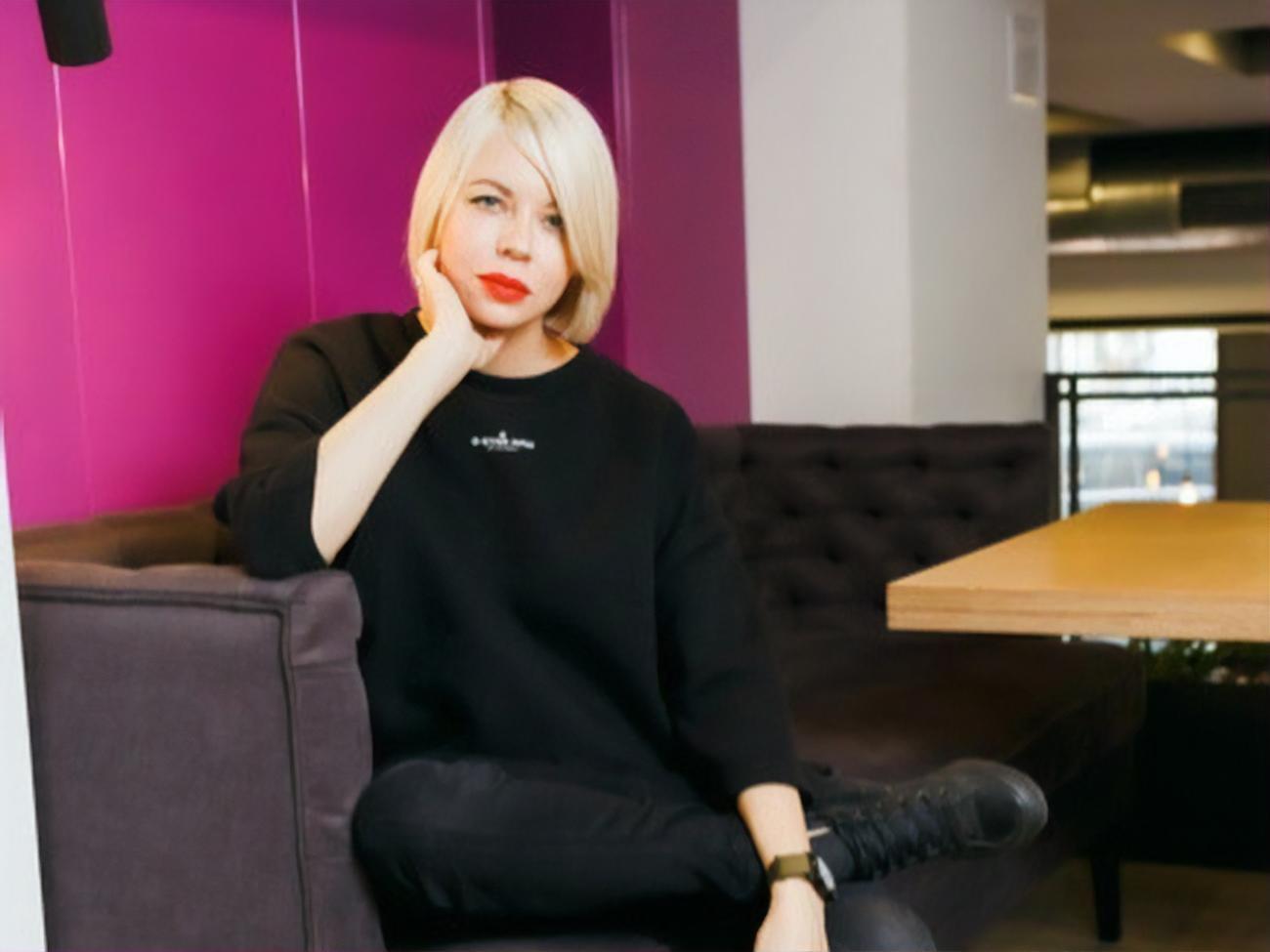 Onuka: "Ой світ ясний, поясни мої сни. В темному місці вони заквітають вночі"