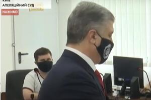 Порошенко отвечает на вопросы судей и адвокатов
