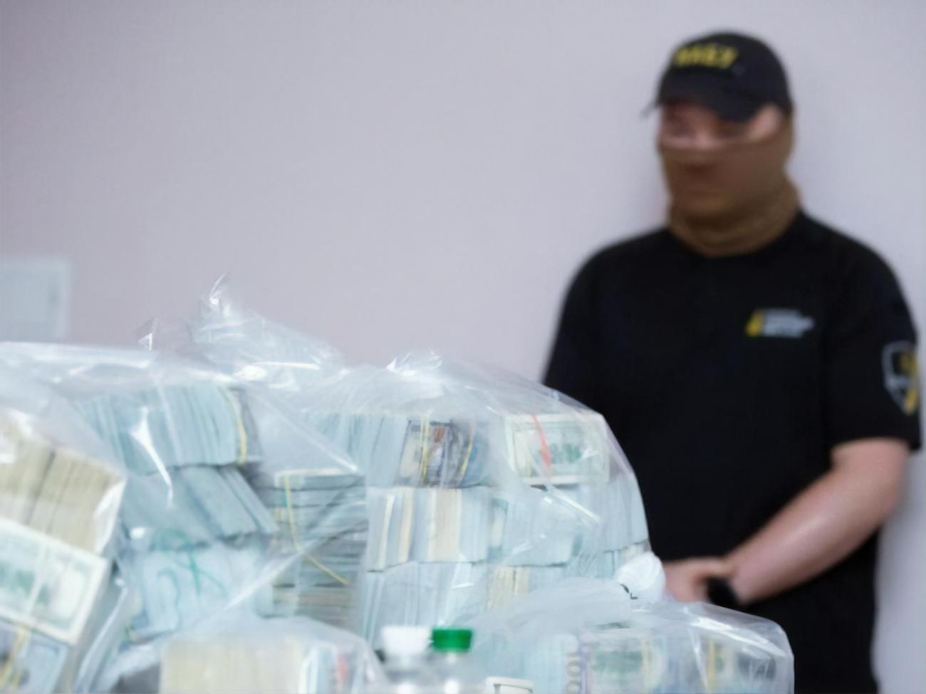 Під час затримання Ільяшенка та його спільників було вилучено $6 млн