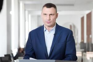 Сьогодні Кличко повідомляв, що директорка однієї з київських шкіл отримала позитивний результат тесту на COVID-19, але нікому про це не сказала і продовжувала працювати