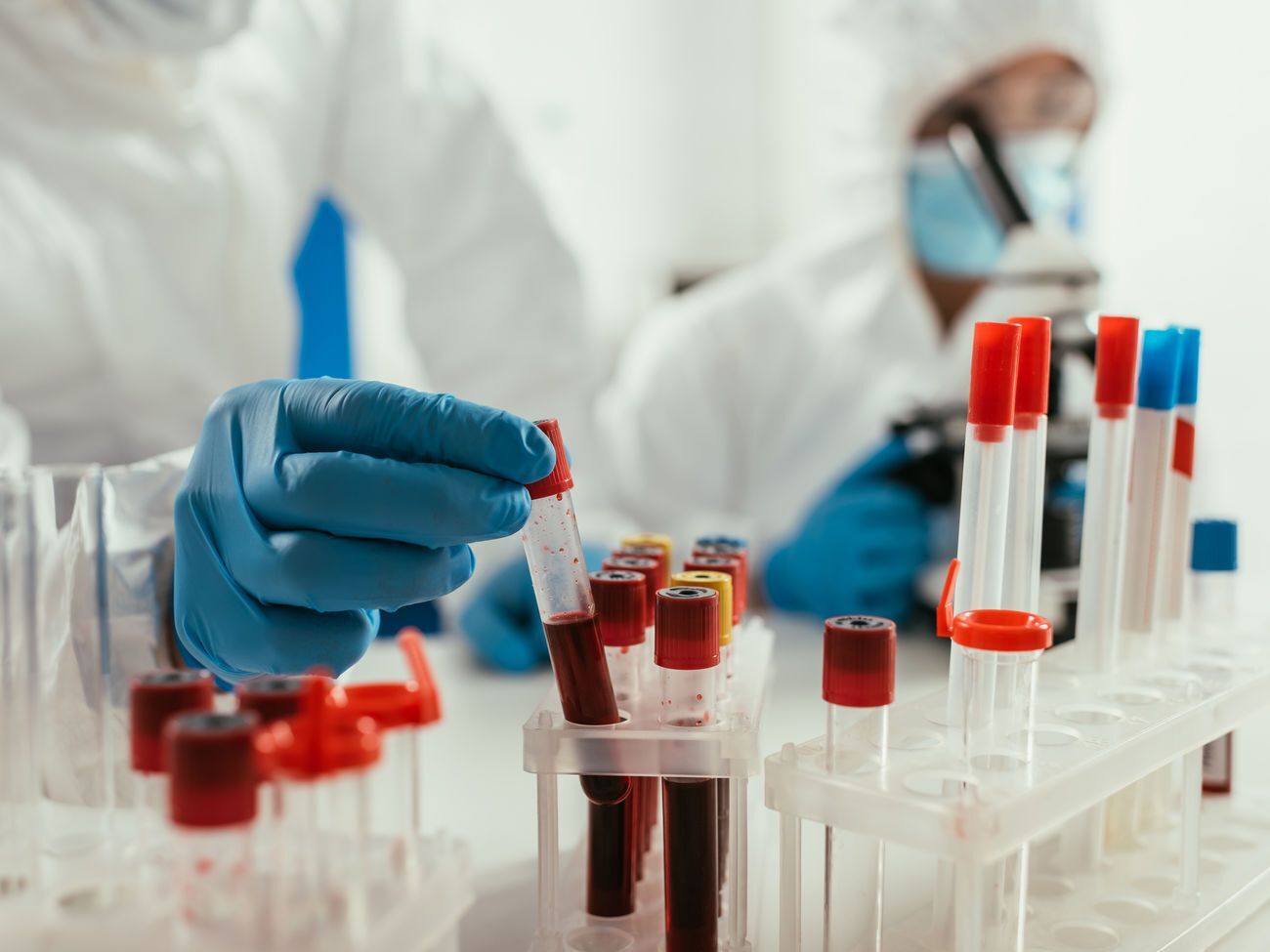 Загруженность больниц, а также количество лабораторных тестов на COVID-19 находятся в пределах допустимых норм во всех регионах Украины