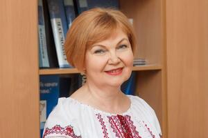 Паращенко является членом коллегии министерства образования и науки Украины