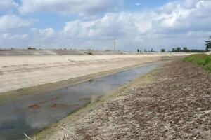 Через посушливу погоду у травні наповнюваність водосховищ Криму знизилася