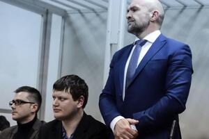 Мангер перебуває на волі після внесення застави