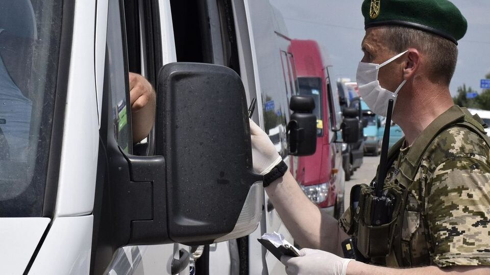 Уряд України ухвалив рішення про поновлення роботи пункту пропуску "Шегині" 20 травня