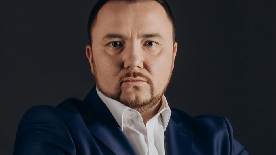 В списке "Слуги народа" на выборах 2019 года Маслов был под 138-м номером