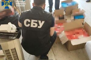 На "ботофермі" вилучили понад 40 тис. SIM-карток мобільних операторів