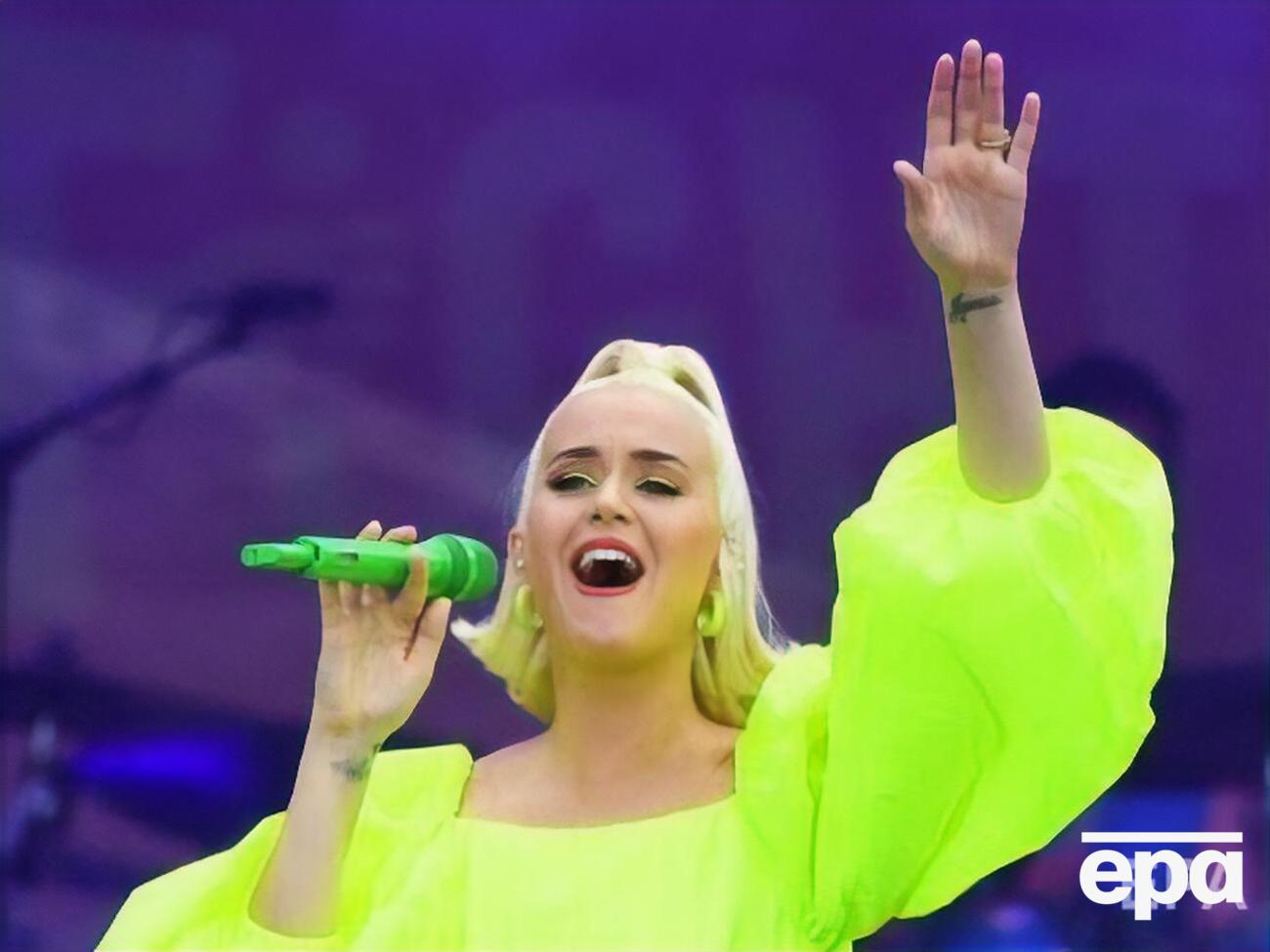 Кэти Перри сообщила о беременности в начале марта