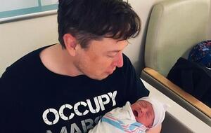 Сын Маска родился в начале мая