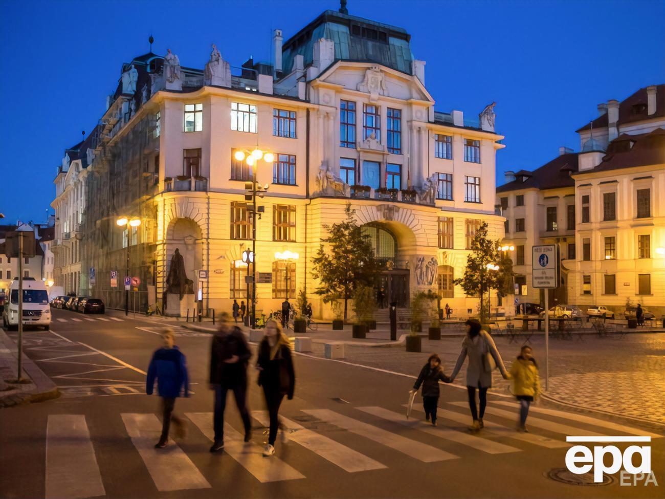У Чехії підтверджено зараження 10 112 осіб