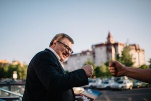 Бабарико не выходит на связь