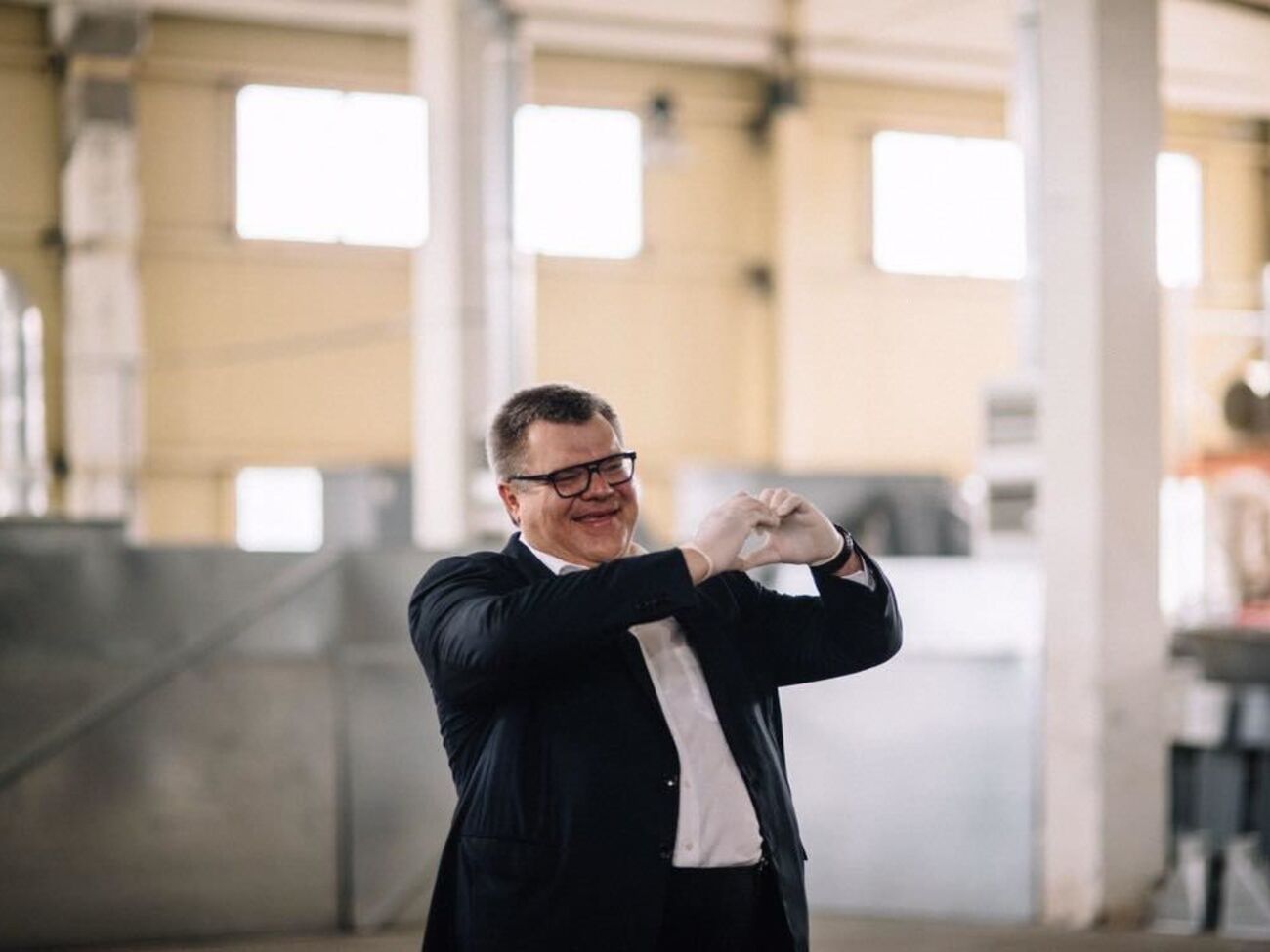 Бабарико сьогодні перестав виходити на зв'язок