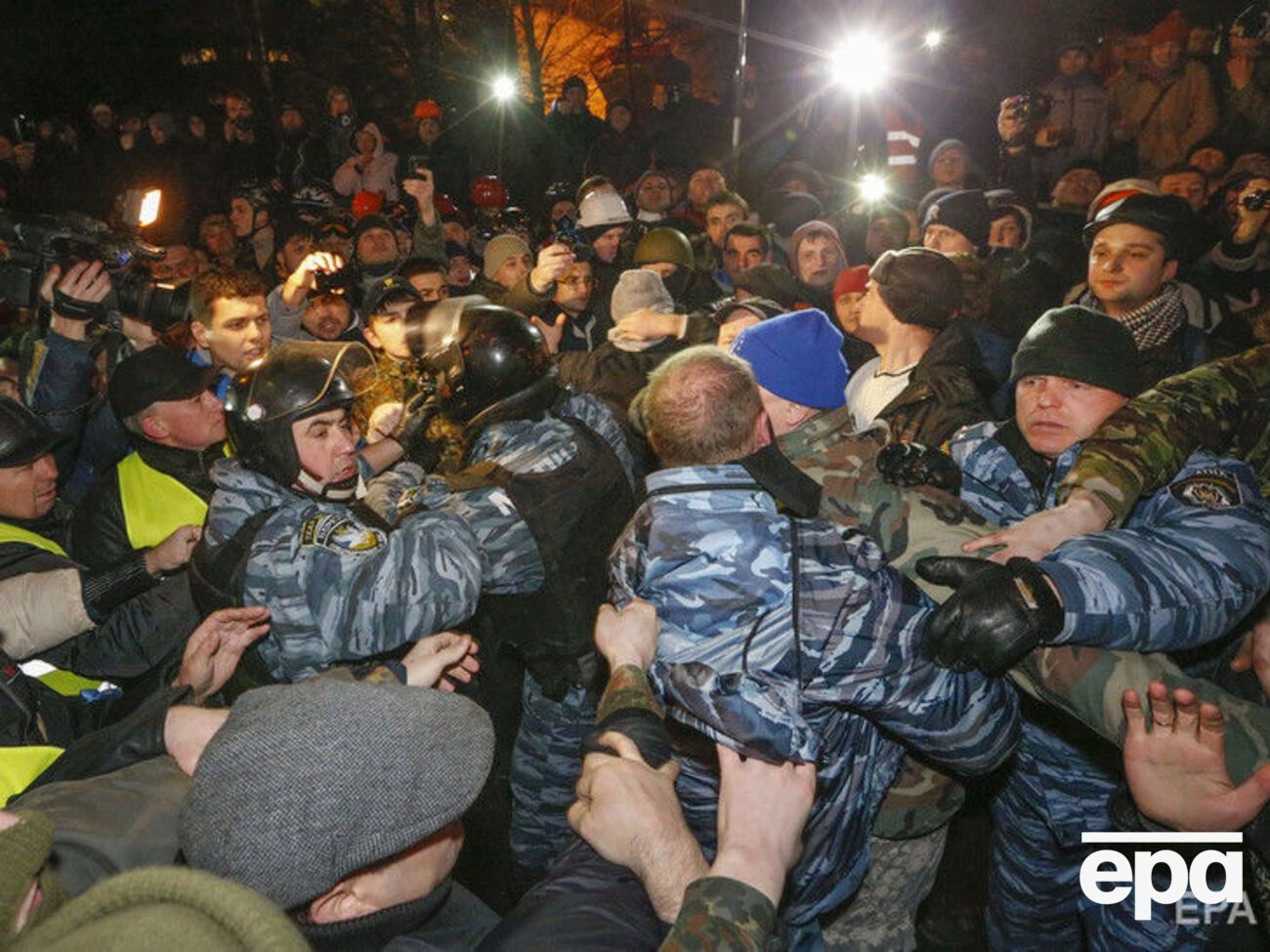 Експрокурора підозрюють у незаконному перешкоджанні проведенню зборів та у зловживанні службовим становищем