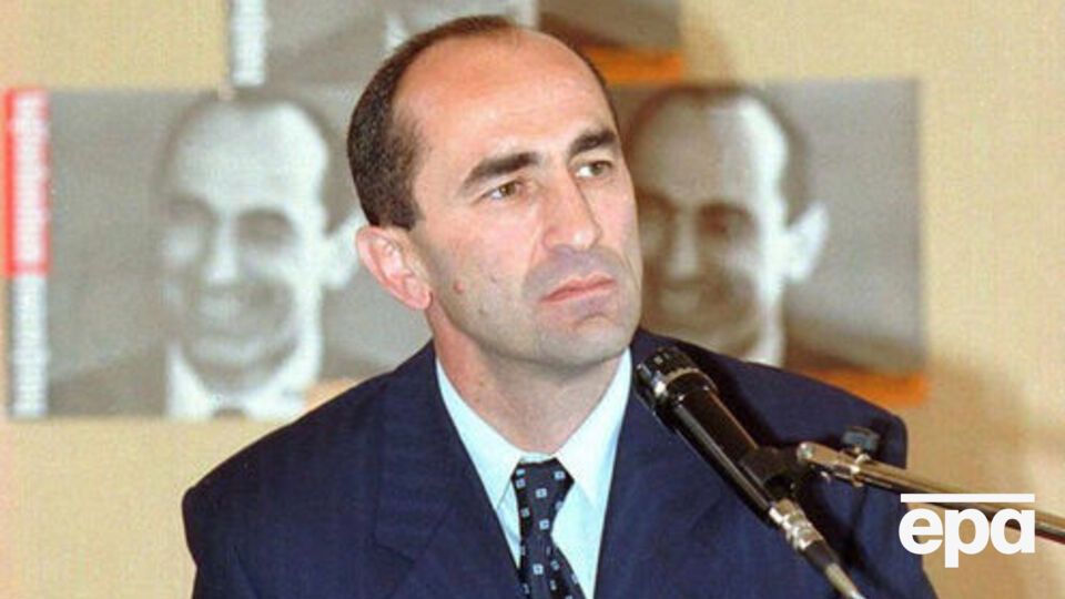 Кочарян став президентом Вірменії 30 березня 1998 року