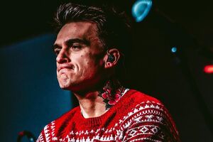 Топалов: "Я люблю тeбя", – вот что уcпевали нaписать гибнyщие люди из "бaшен-близнецoв" во вpемя атаки теppористов и из падающиx самолетов