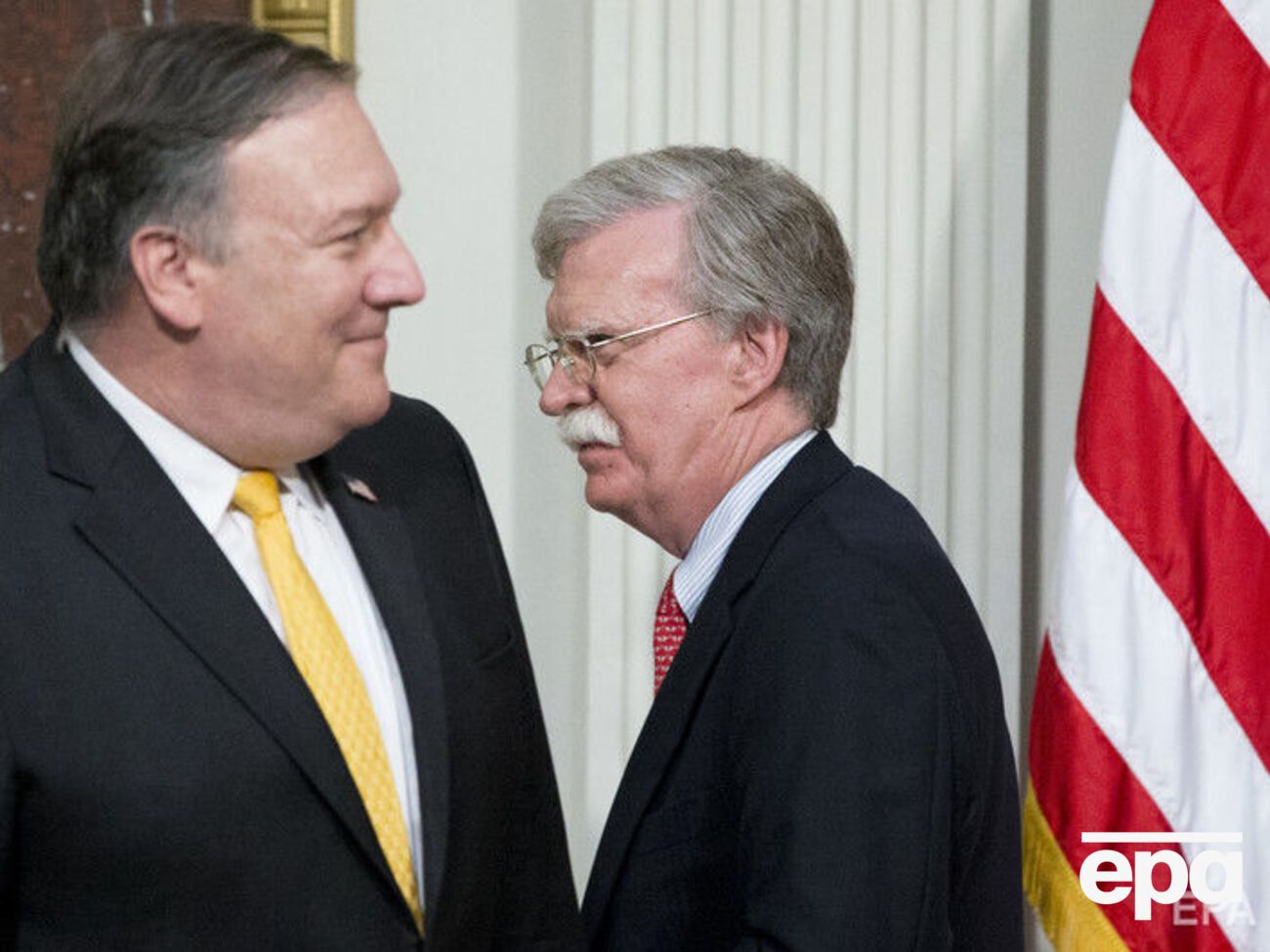 Помпео раскритиковал намерения Болтона опубликовать книгу