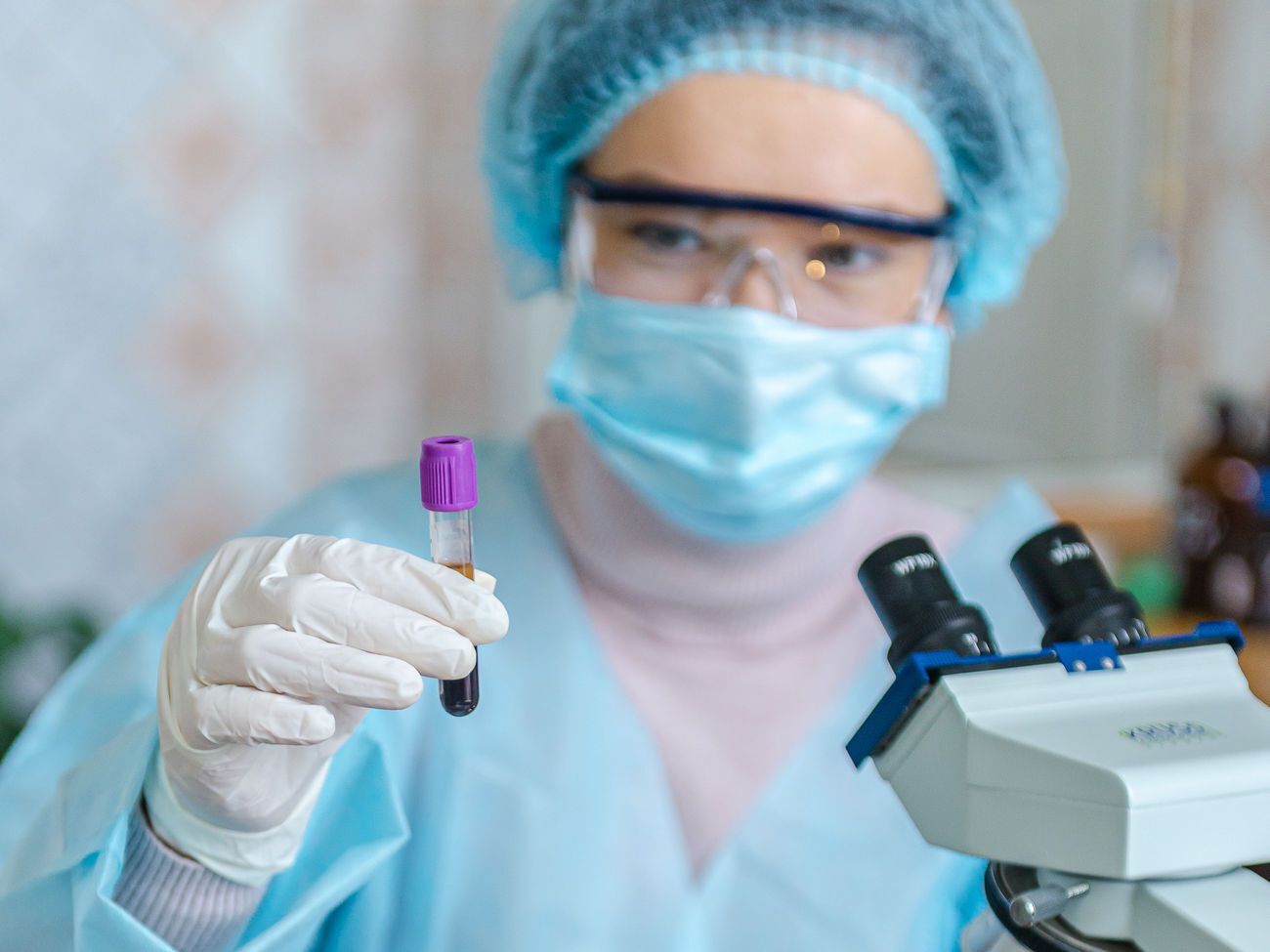 Кількість проведених лабораторних тестів на COVID-19 наразі в межах допустимих норм у всіх регіонах України