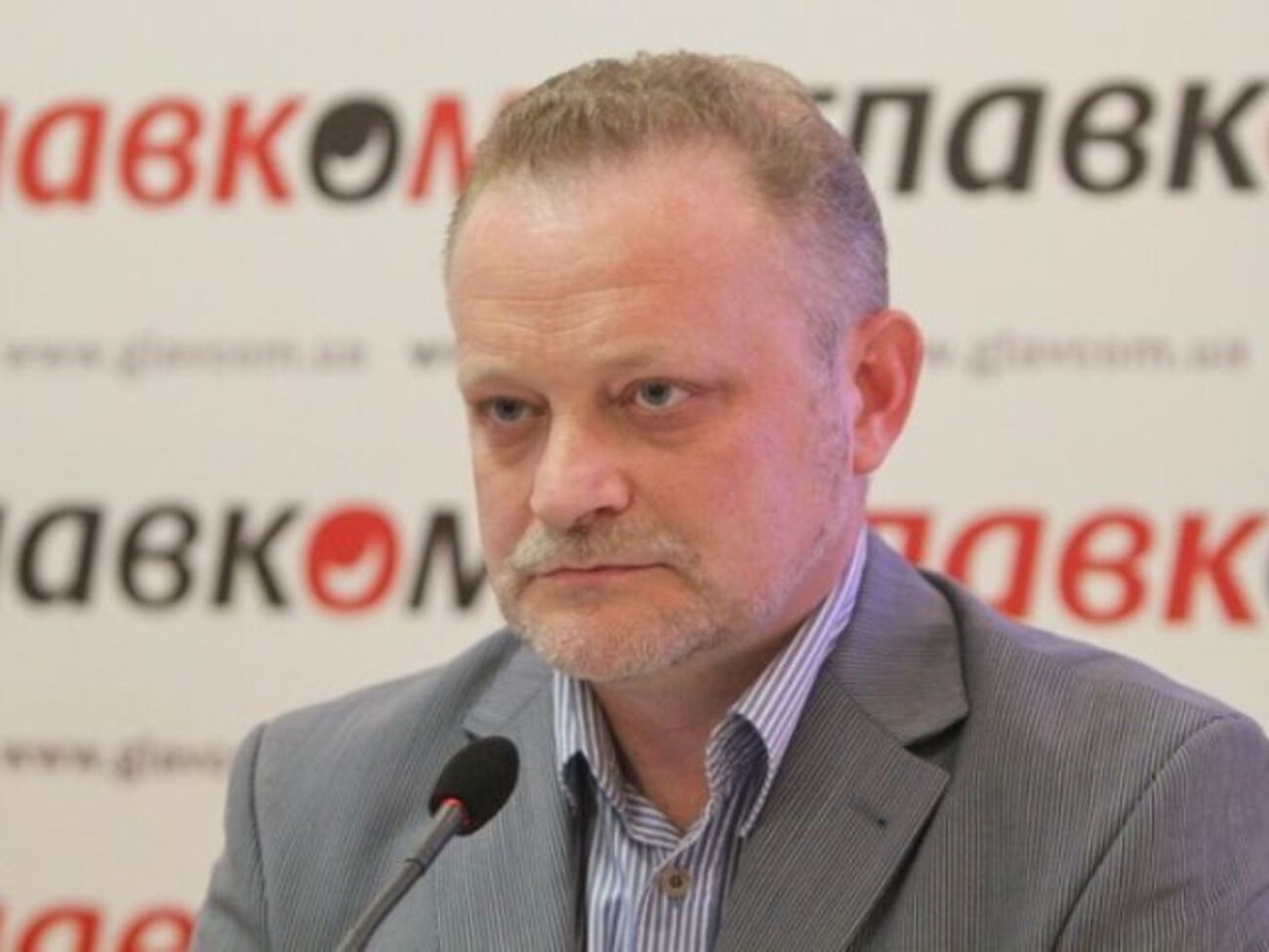 Андрей Золотарев о логотипах партий: Те же цвета, практически такое же написание