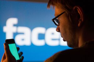 Деякі співробітники Facebook вважають, що Цукерберг мав відреагувати на повідомлення американського президента