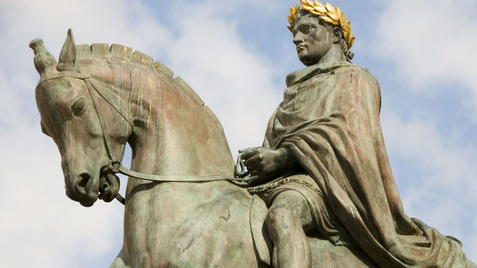 Наполеон Бонапарт родился в 1769 году