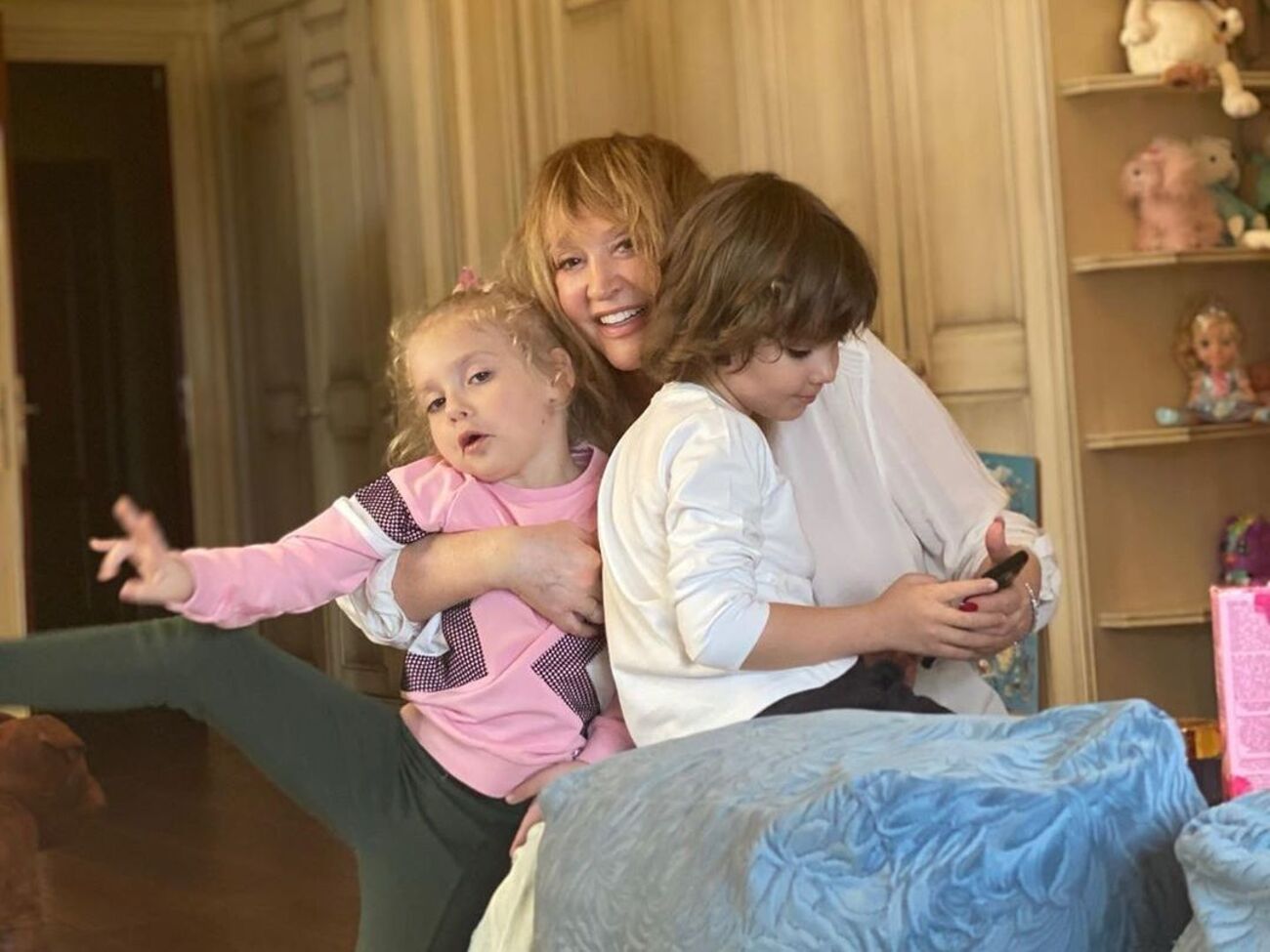 Опублікували відео дитячого свята за участю дітей Пугачової