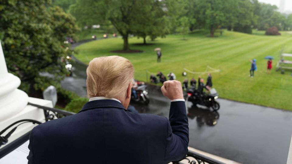 Трамп: Усіх, хто загрожуватиме життю та майну людей, заарештують, і вони відповідатимуть за законом
