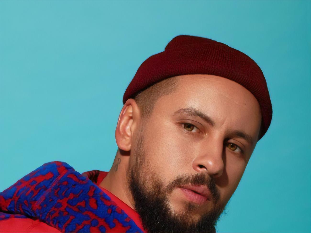 Monatik родился в 1986 году в Луцке