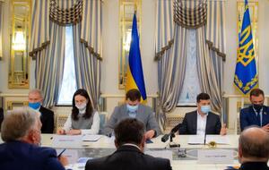 Зеленский: В Украине учится более миллиона студентов. Большая часть из них не хочет оставаться на родине