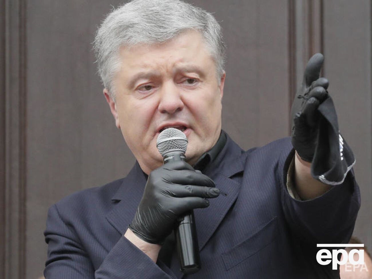 УККА выступил с заявлением в связи с уголовными делами против Порошенко