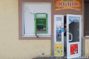 Пострадал банкомат, расположенный в магазине