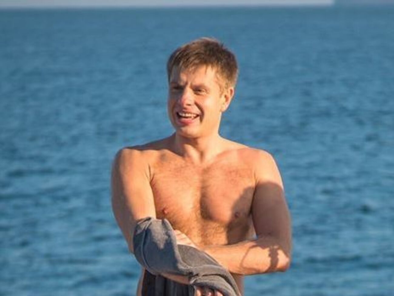 Гончаренко женился в возрасте 22 лет