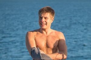 Гончаренко женился в возрасте 22 лет