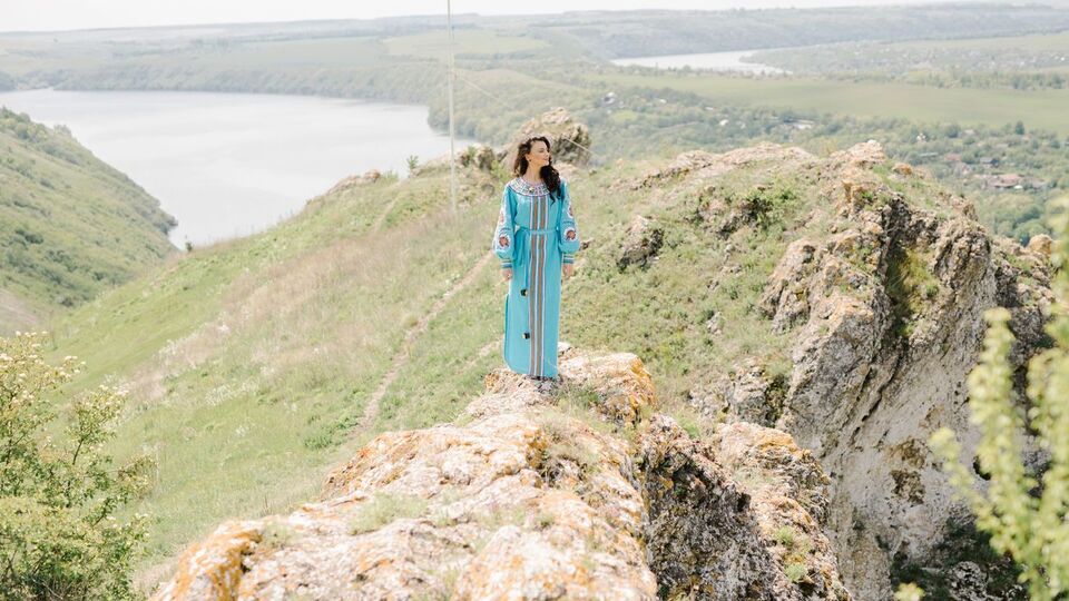 Navka: Эту песню невозможно найти в интернете, раньше ее никто не исполнял