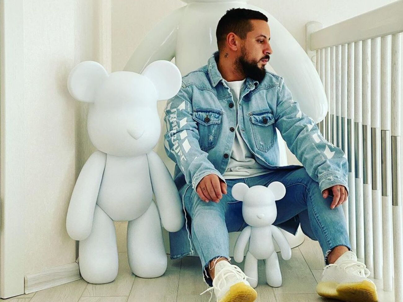 Monatik:&nbsp;Всех отцов с праздником!