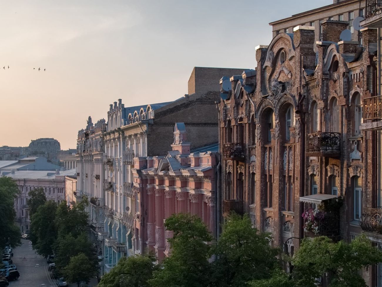 Щодо сучасних проєктів, то в серці столиці зводять єдиний будинок – Linden