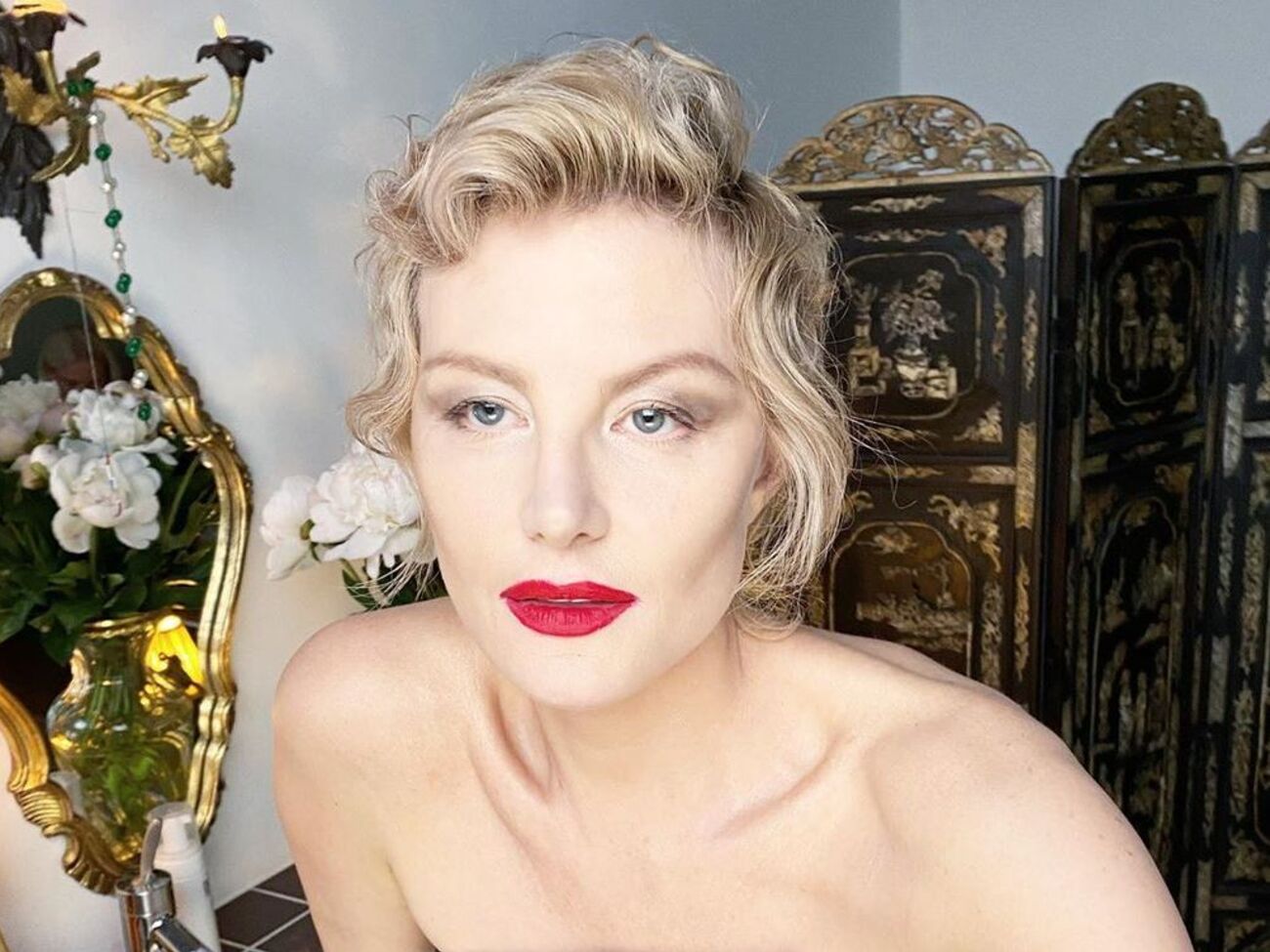 Литвинова: Я особисто перестала хворіти, хоча скрізь "лажу по природі"