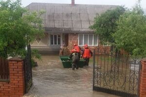 У Чернівецькій, Івано-Франківській та Львівській областях оголошено штормове попередження