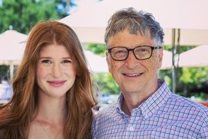 Дочь Гейтса – отцу: Спасибо за энтузиазм, с которым ты снимаешь видео для моего TikTok