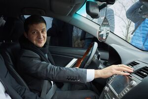 Зеленский: Помогать не можете, хоть немного не мешайте. Потому что все равно мы все чаты найдем и будет больно
