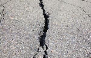 Подземный толчок сотряс здания в Мехико