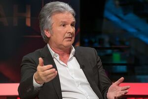 Швец отметил, что Янукович после тюрьмы ездил в Монако