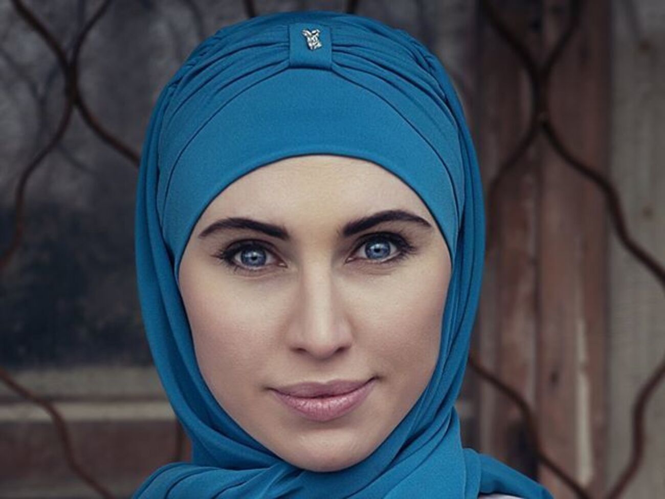 Окуева погибла 30 октября 2017 года у поселка Глеваха под Киевом