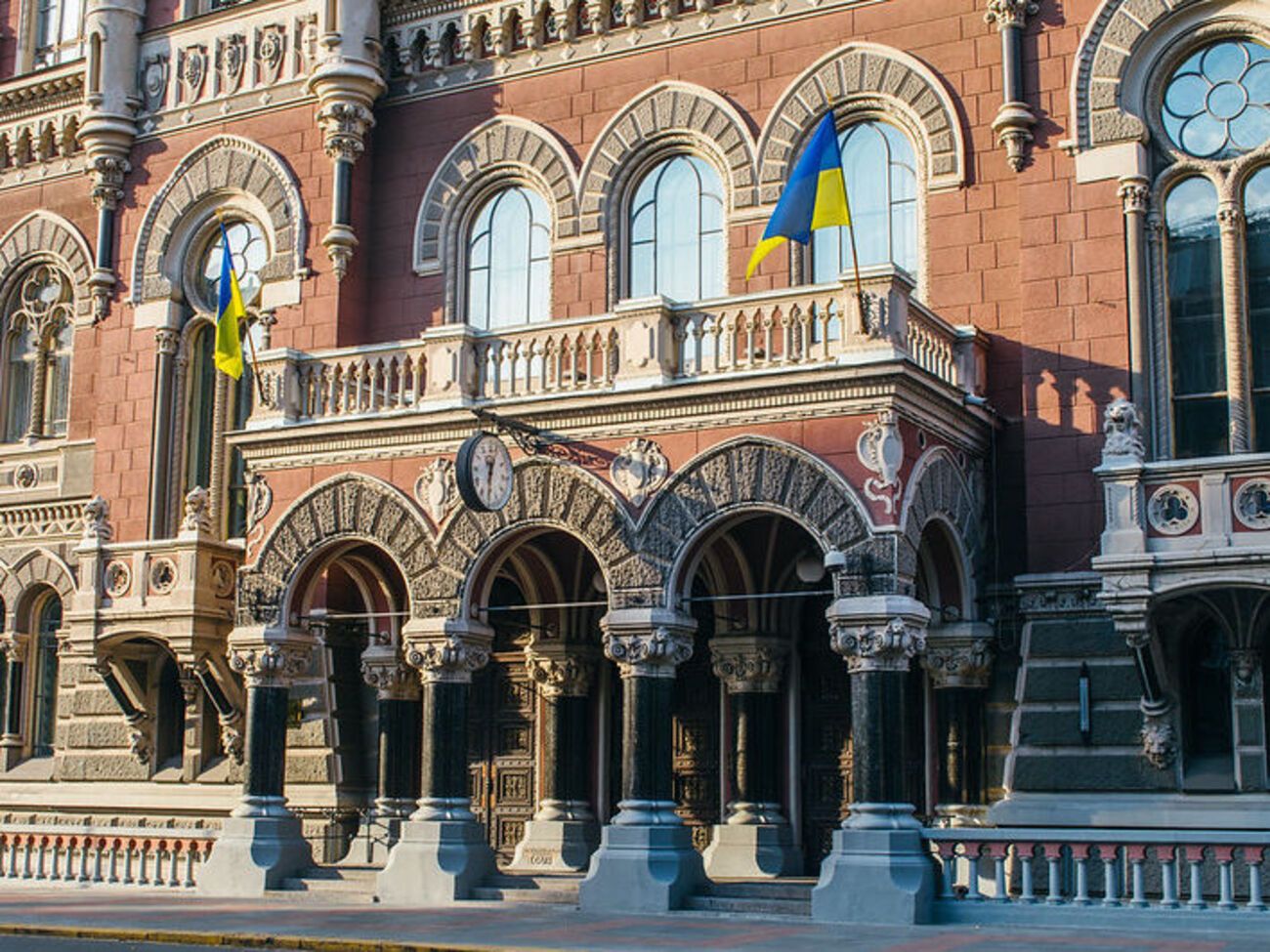 НБУ: Динамика депозитных ставок уже отражает новую реальность – в ближайшее время практически во всех банках они войдут на территорию однозначных значений