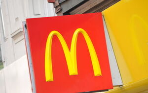 McDonald's вместе с другими заведениями питания был закрыт в Украине с середины марта из-за пандемии