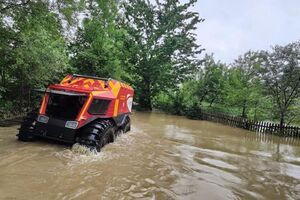 У п'яти областях України підтоплено дороги й будинки