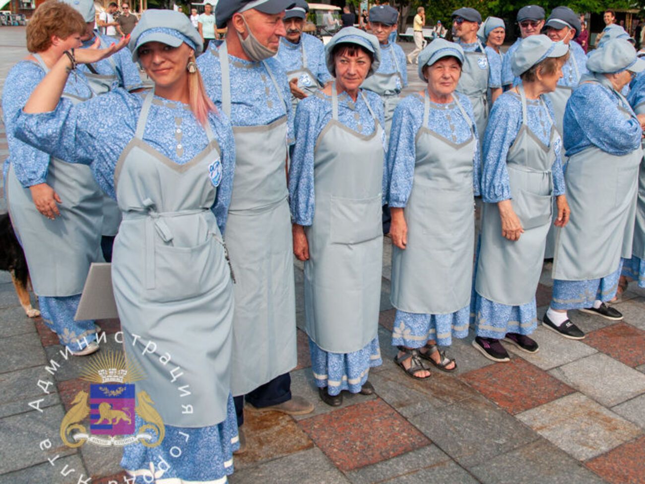 Ялтинским дворникам выдадут еще один комплект летней спецодежды &ndash; парадный