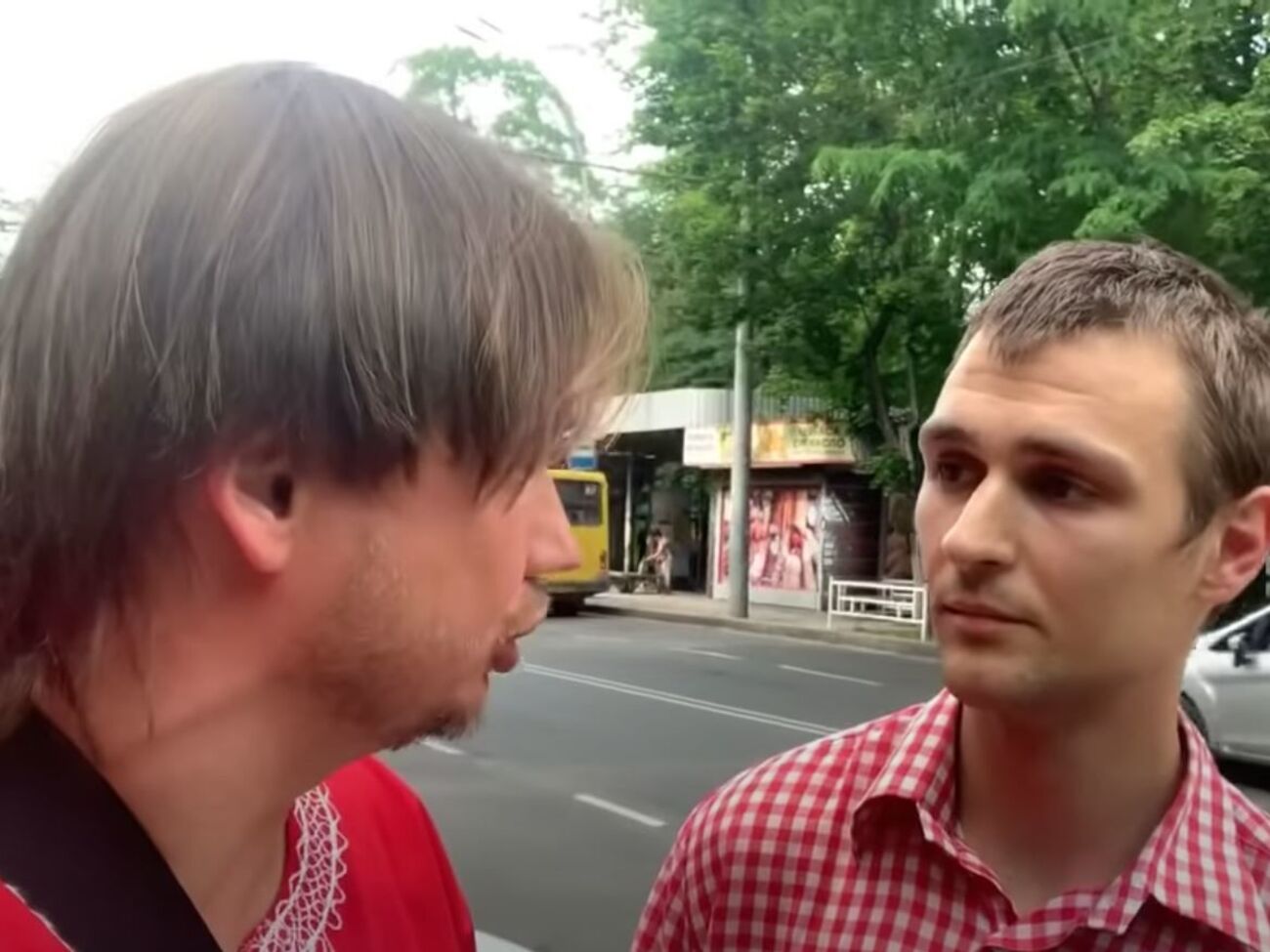 Стремоусов (слева) угрожал Багненко